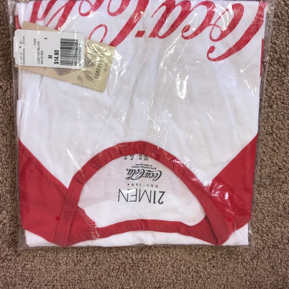 SOLDRed and white Mens coca-cola t-shirt  sz M - Picture 2 of 5